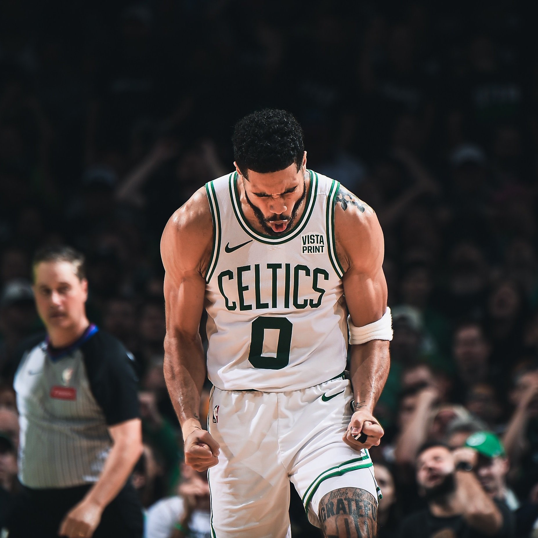 关于塔图姆爆冷击败独行侠，关键助攻引爆全场！的信息